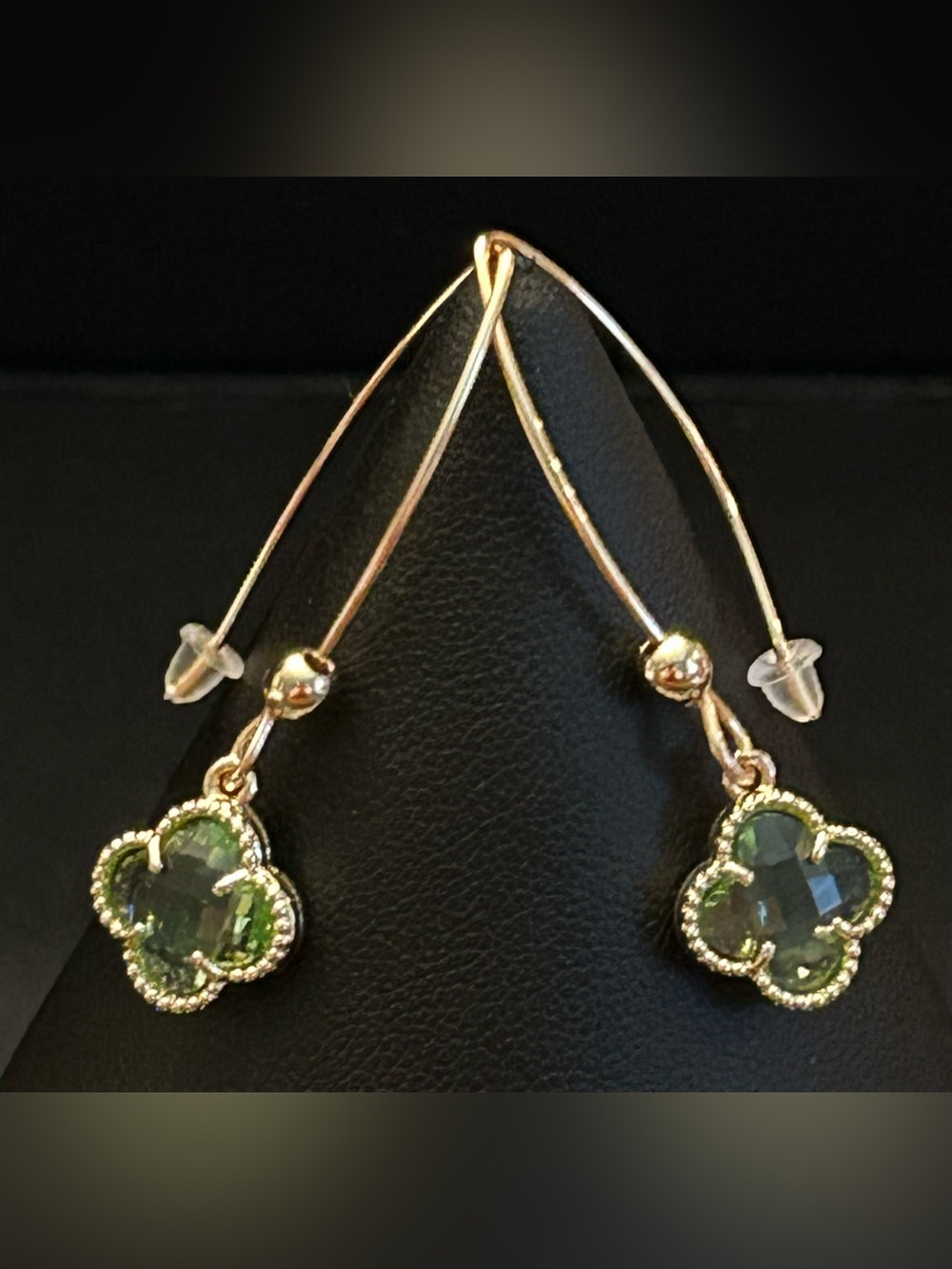 Gold-Plated Lime Green Crystal Clover 🍀 Drop Fish-back Earrings